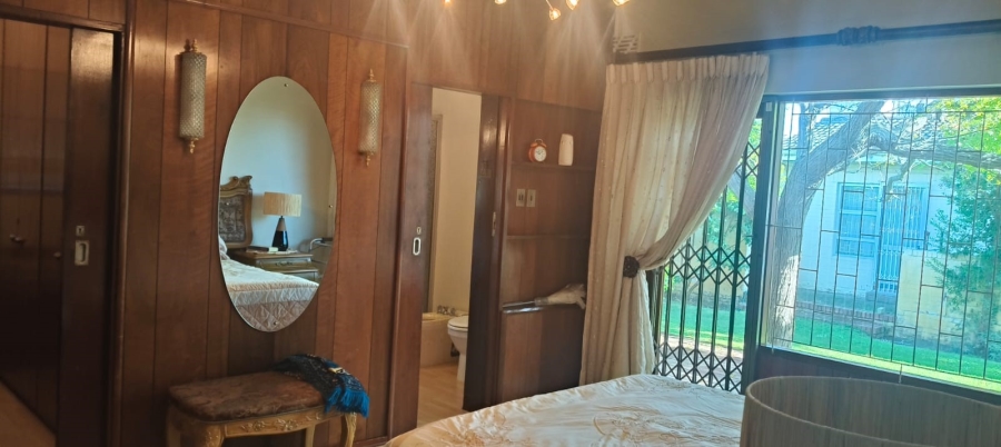 6 Bedroom Property for Sale in Cravenby Western Cape